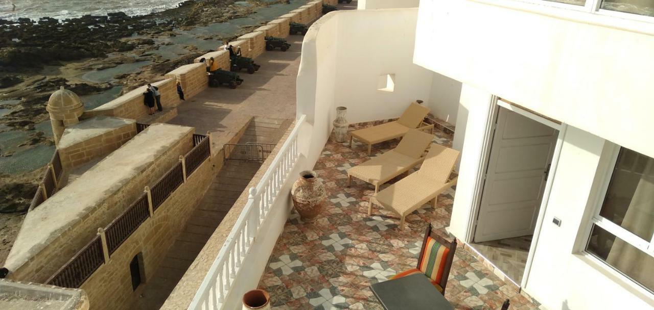 Appartements La Grotte เอสเซาอิรา ภายนอก รูปภาพ